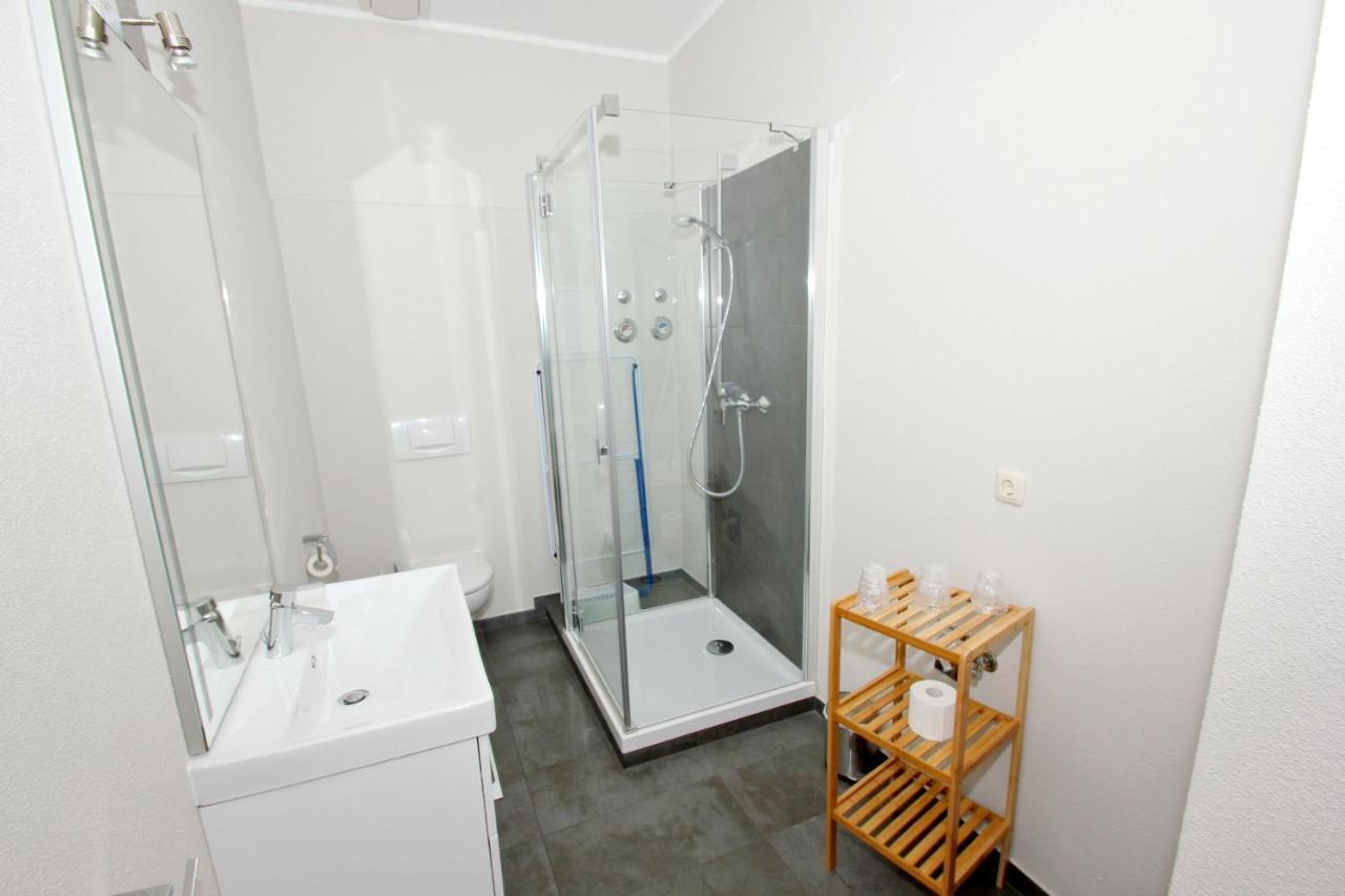 Residenz Strandeck FeWo 1, inklusive Sauna und Schwimmbadnutzung im AHOI Sellin Goehren  Exterior foto