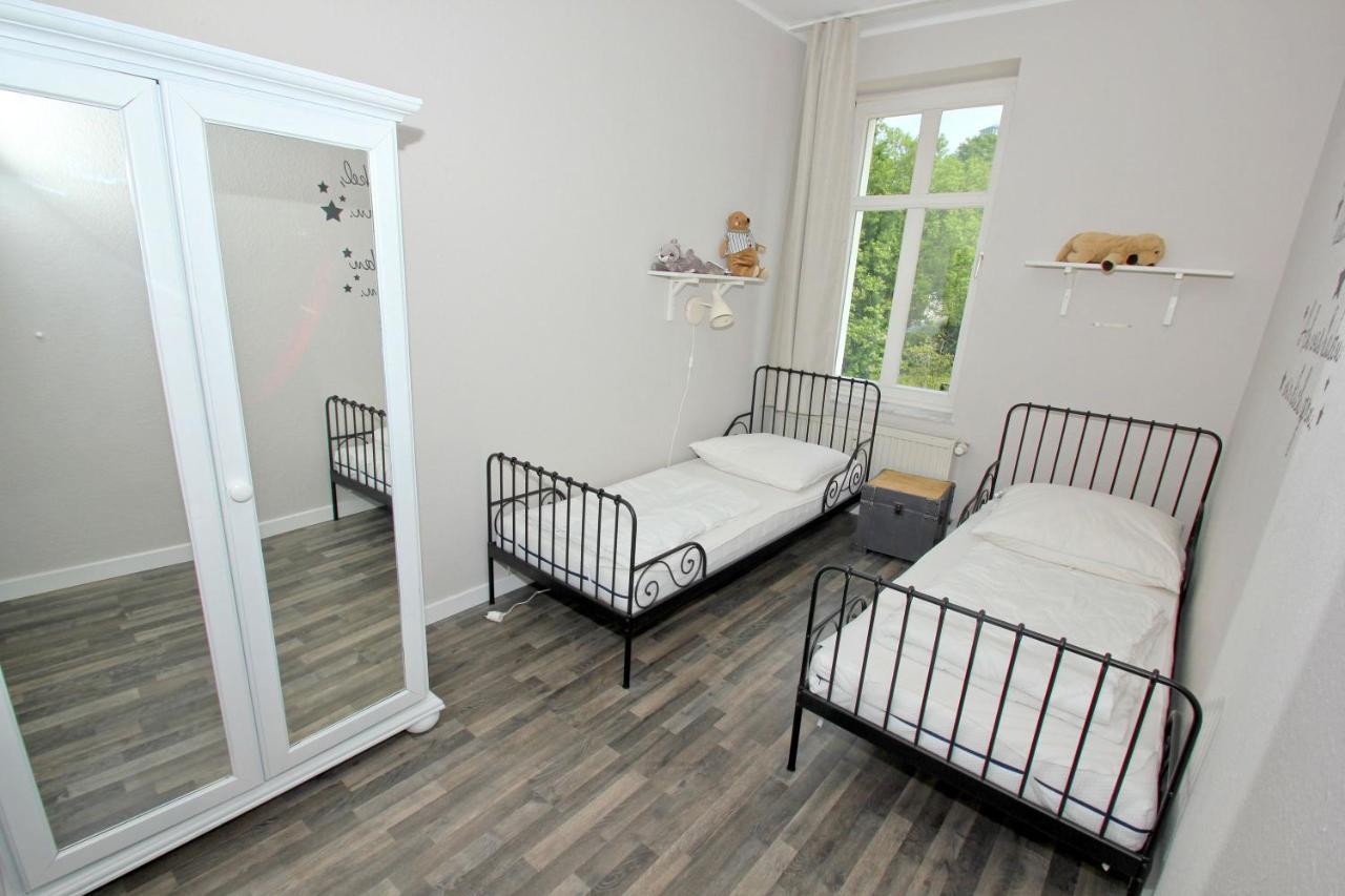 Residenz Strandeck FeWo 1, inklusive Sauna und Schwimmbadnutzung im AHOI Sellin Goehren  Exterior foto